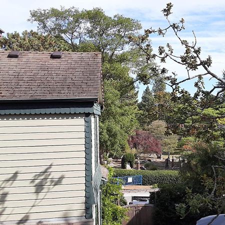 Sea Birds Cottage Виктория Экстерьер фото